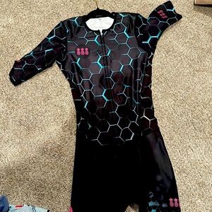 Triathlon suit